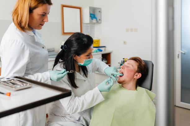 Best Weekend Emergency Dentist in Bloomington, TX